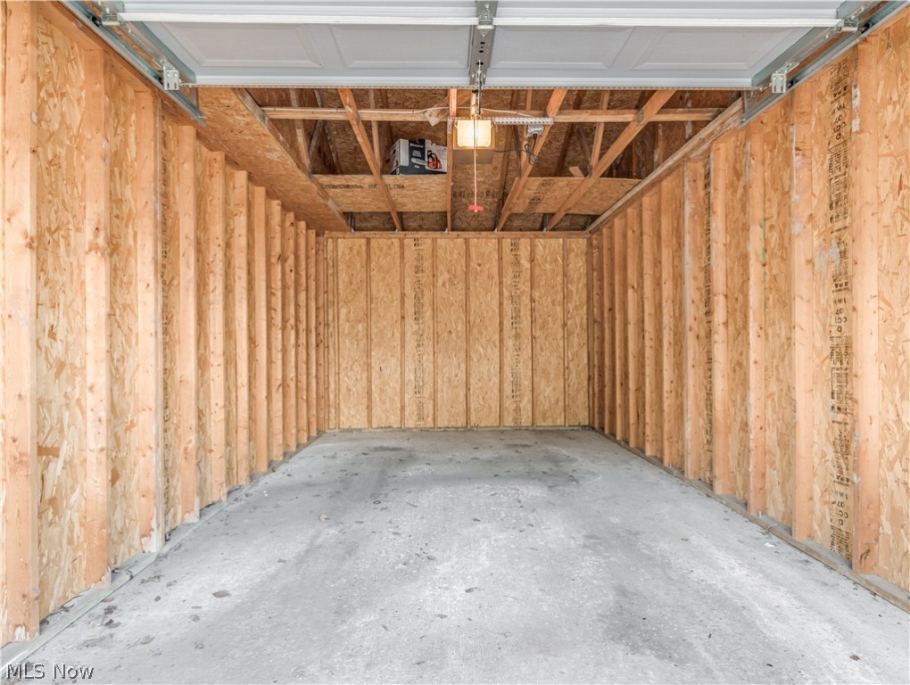 Lenox Crk Condo - Residential