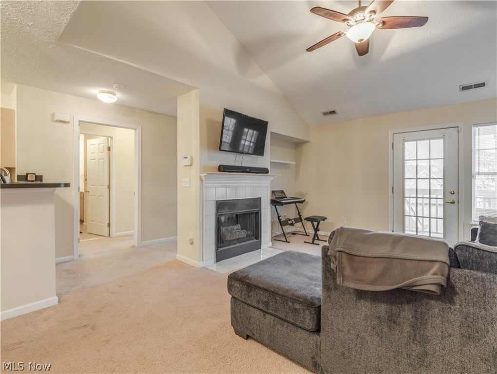 Lenox Crk Condo - Residential