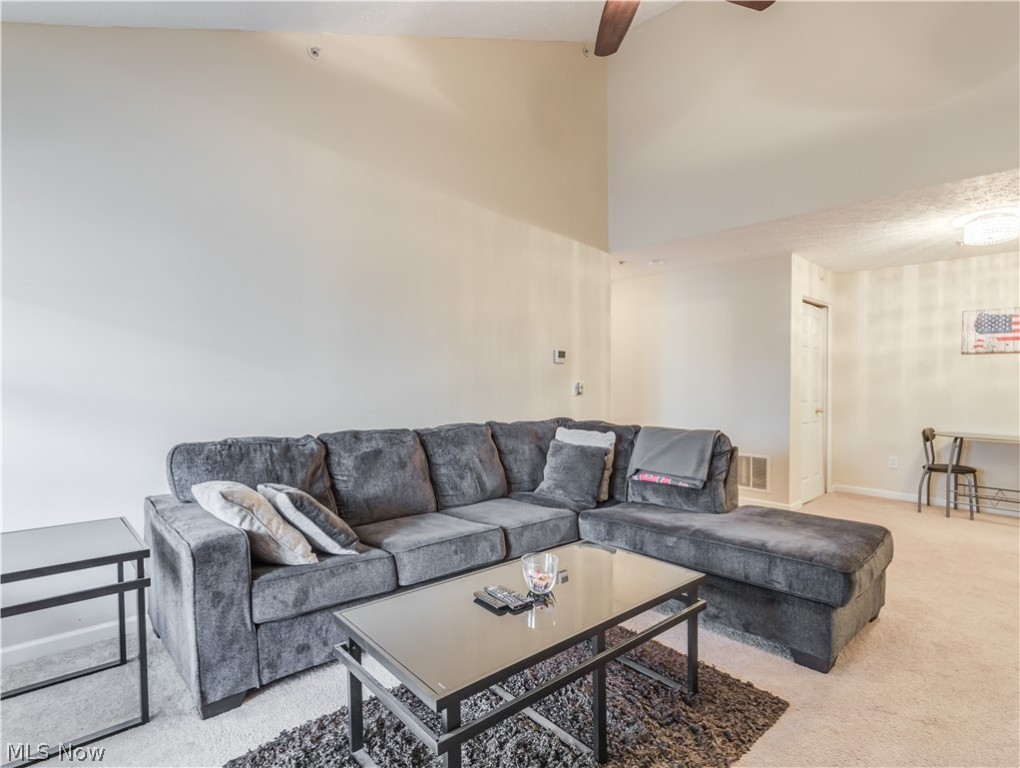 Lenox Crk Condo - Residential