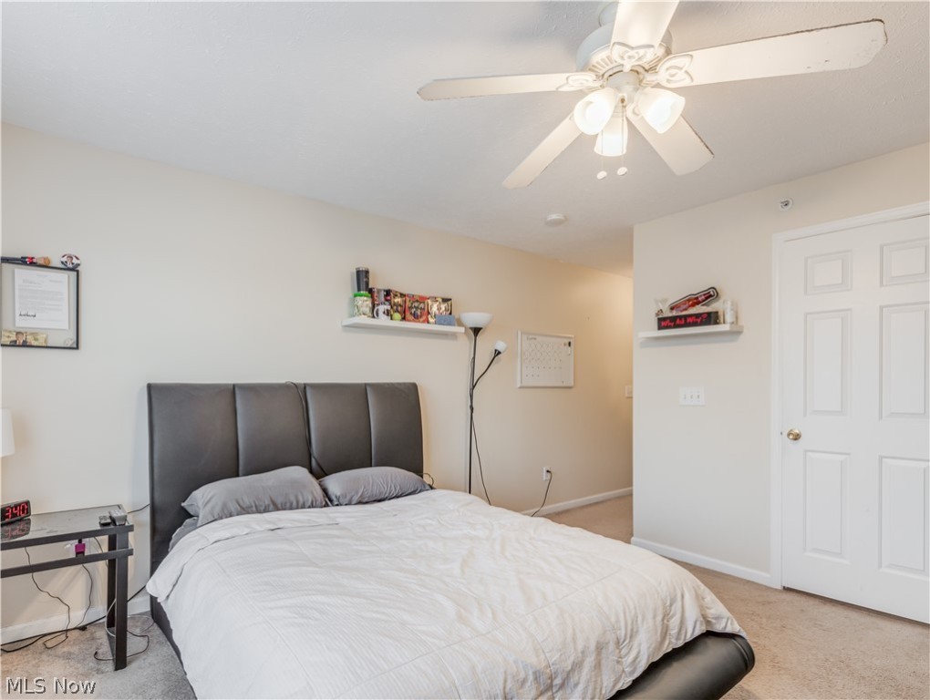 Lenox Crk Condo - Residential