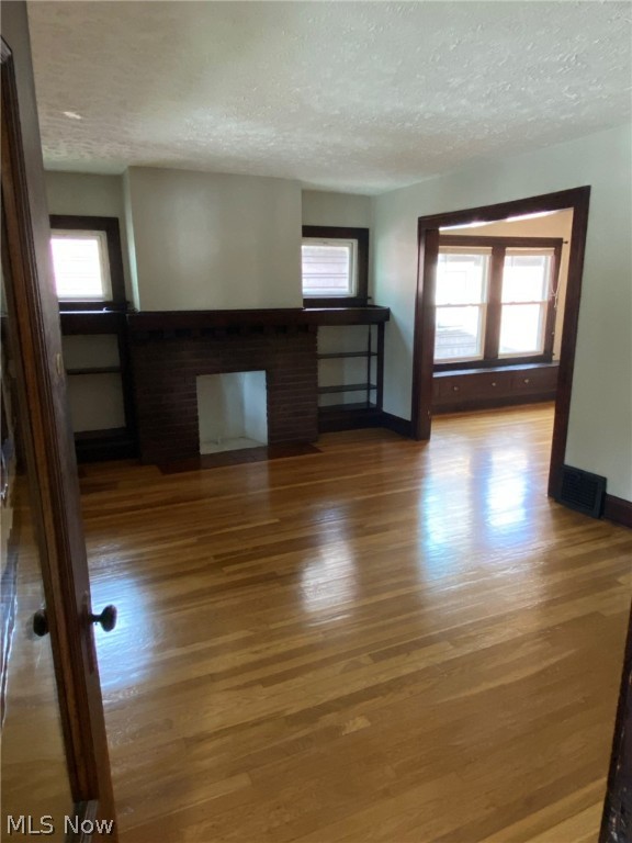 Edgewater Land Co - Residential Lease