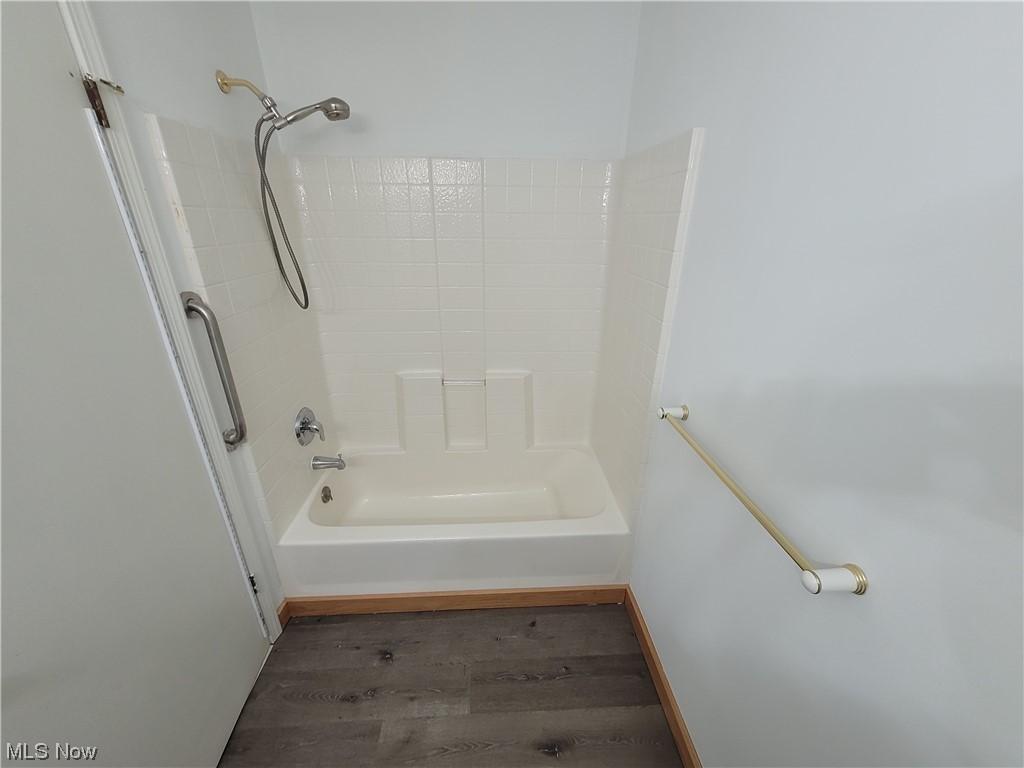 Cinnamon Lake - Residential