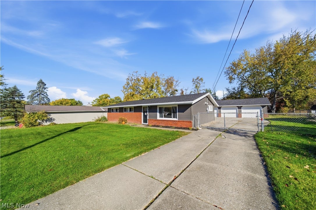 1725 Pike Parkway