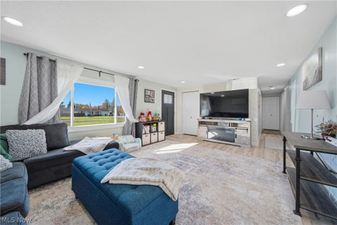 Tiny photo for 1725 Pike Parkway Pkwy, Streetsboro, OH 44241 (MLS # 5255318)