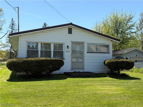 Homes For Sale - 303 W Main Street<br/> Andover, OH 44003