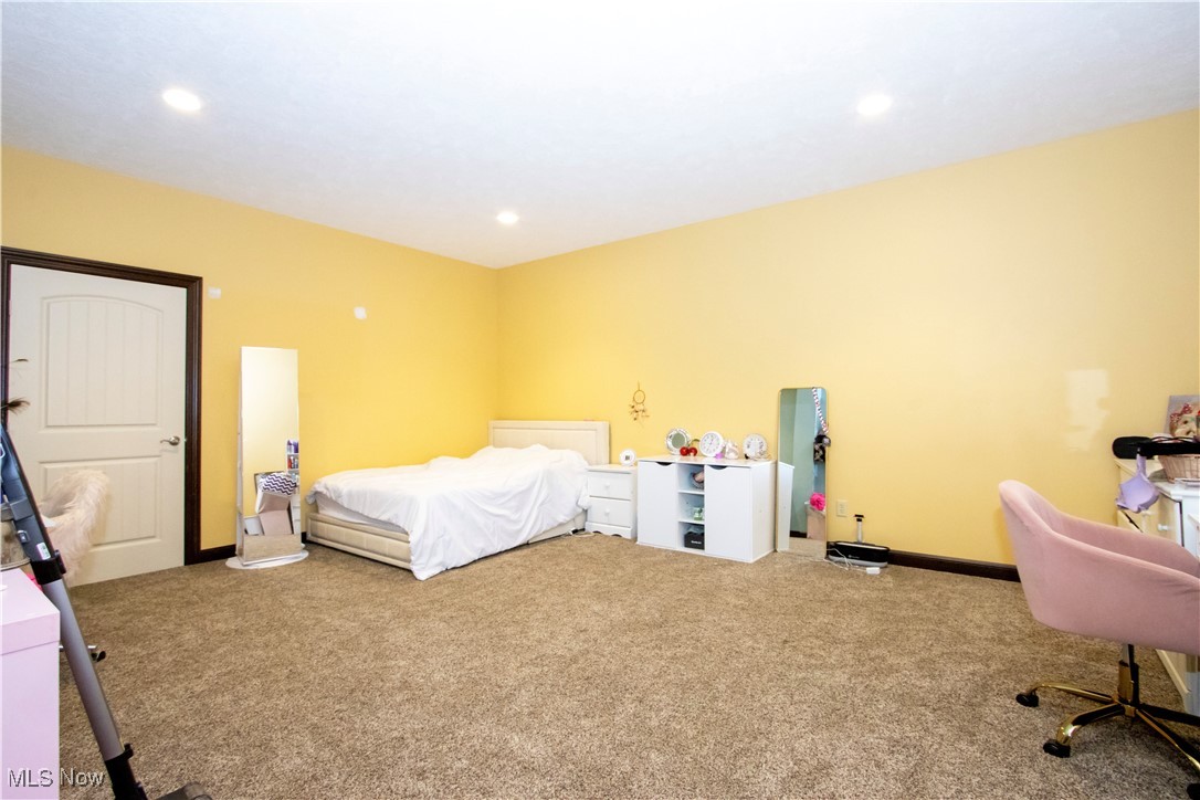 Estates/6 Mile Station - Residential