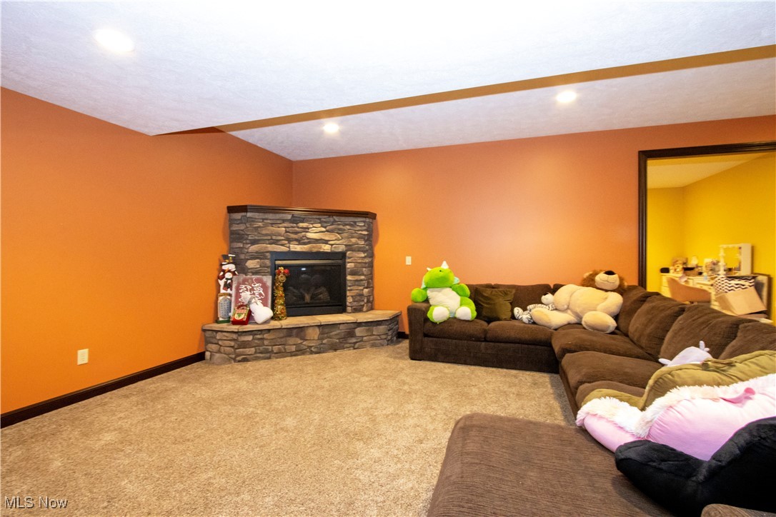 Estates/6 Mile Station - Residential