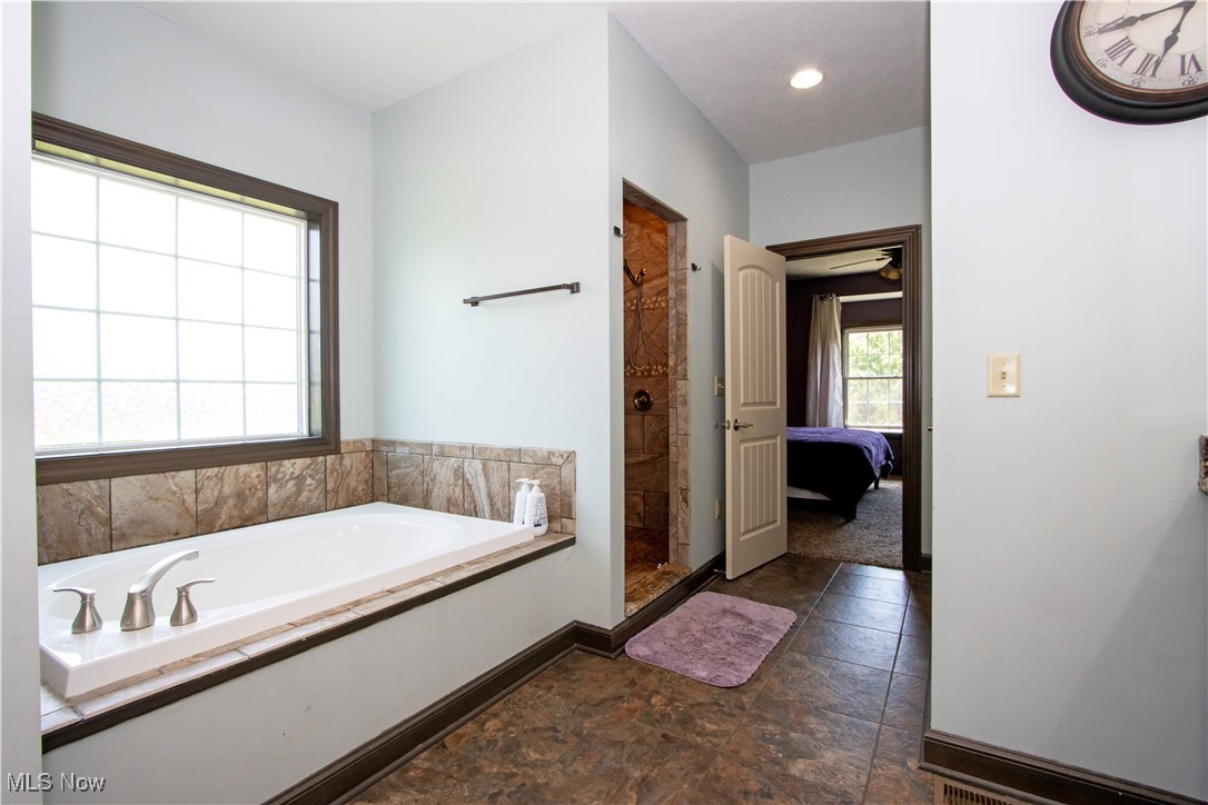 Estates/6 Mile Station - Residential