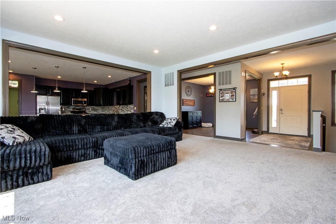 Estates/6 Mile Station - Residential