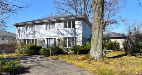 Photo for 24795 Shaker Boulevard