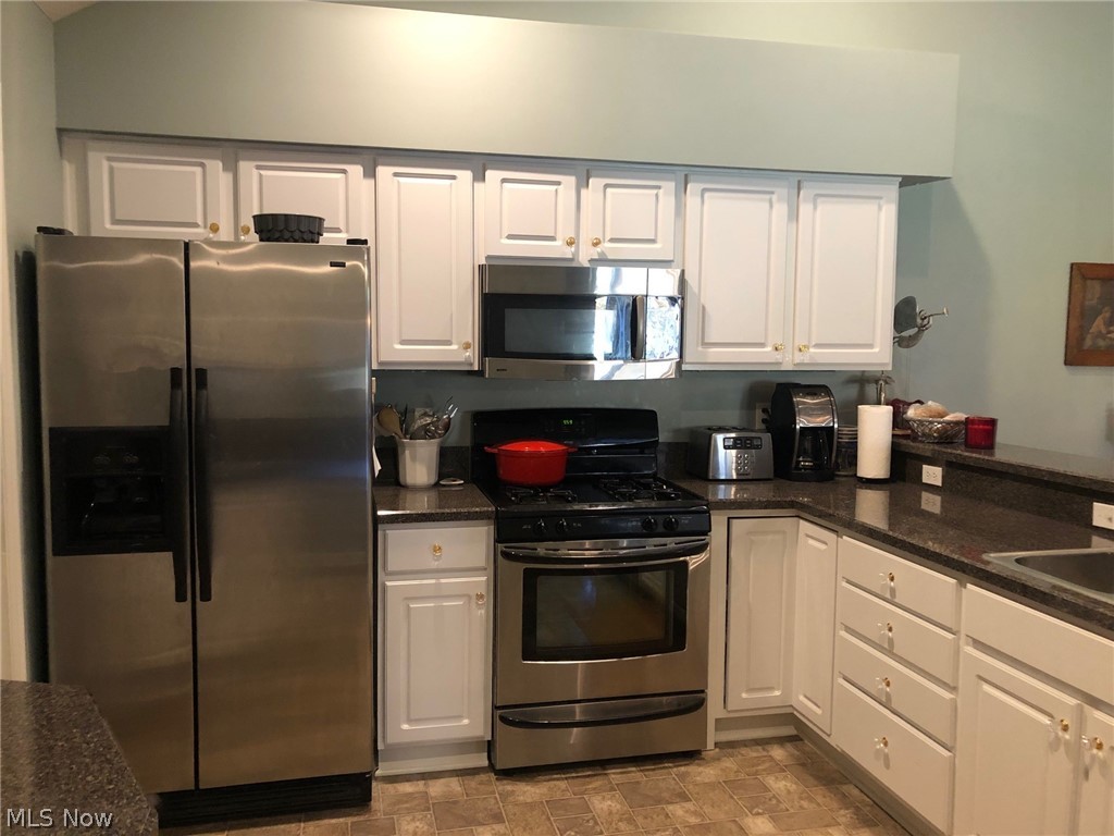 Woodland Run Condo - Residential