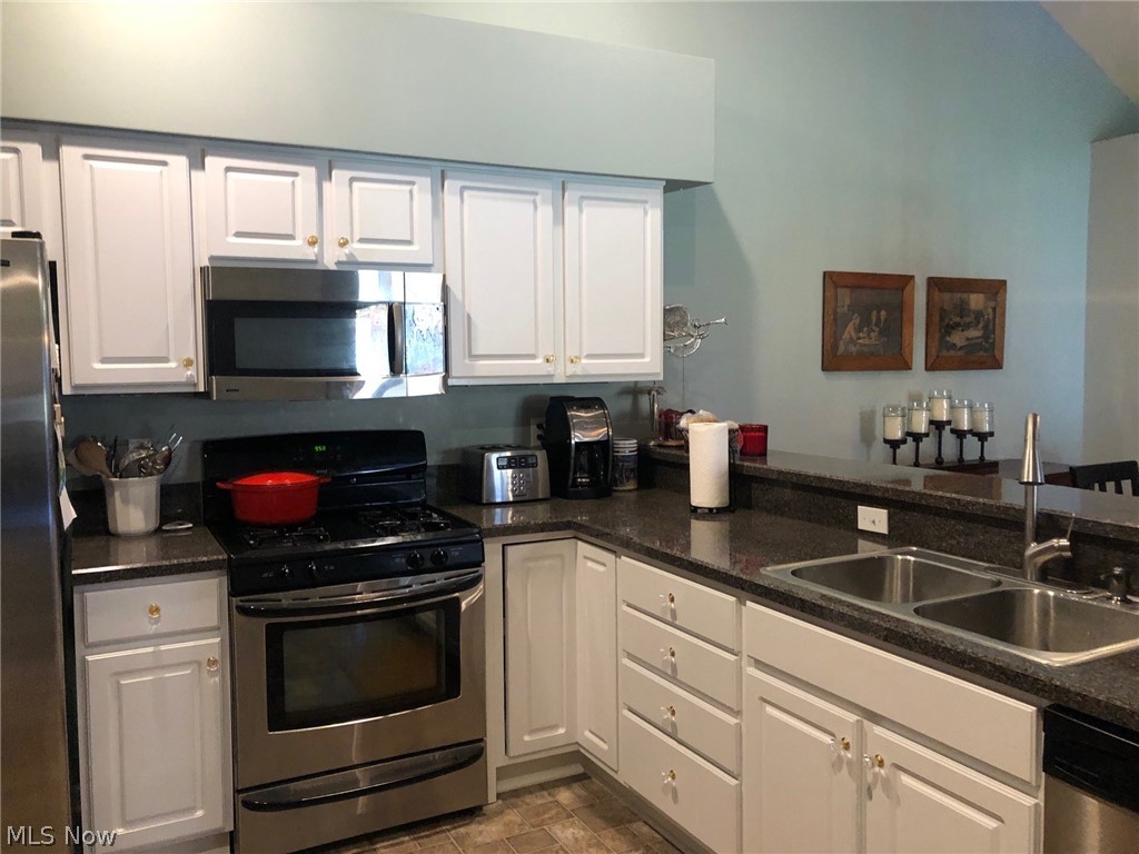 Woodland Run Condo - Residential