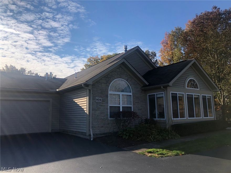 Quality built Ranch Condo in desirable outside row location boasting privacy and wooded views.  This condo offers vaulted ceilings, open floor plan, spacious living room with gas log fireplace, 2 spacious bedrooms, and a wonderful 4 season sunroom.  New carpet throughout, new soft painted walls, updated fixtures, fans, high new toilets, and a fantastic Safe Step jacuzzi and air jet tub.  Kitchen boasts of white cabinets, stainless steel appliances and pantry.  Woodland Run offers walking trails, beautiful clubhouse with heated pool, and exercise room.  Reader Digest 2019 Nicest Place in America and you can live here, Call today!