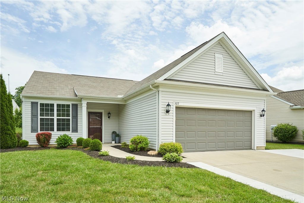 Photo of 527 Arbor Lane, Copley, OH 44321 (MLS # 5225284)