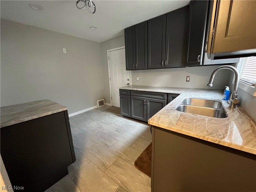 City Allotment Cos Shaker Vie - Residential