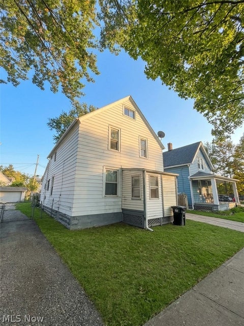 Tiny photo for 2011 Willowdale Avenue, Cleveland, OH 44109 (MLS # 5255607)