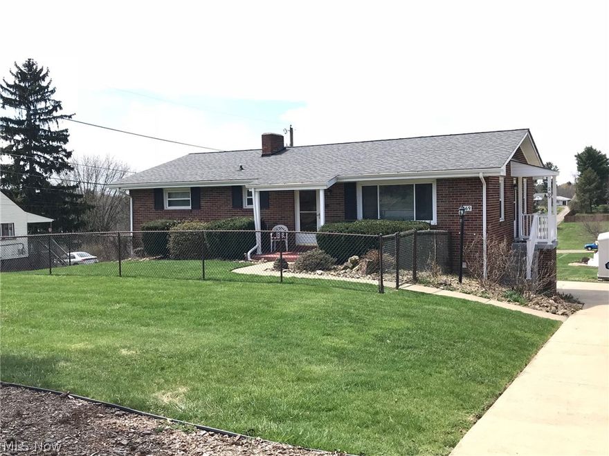 VERY VERY NICE HOME.... BEAUTIFUL YARD, ALL NEWER CONCRETE DRIVE-WAY AND PATIO, NEWER ROOF, WINDOWS,BLOCK WINDOWS,GAS FURNACE AND CENTRAL AIR,REFINISHED LOWER LEVEL BATH, 200 AMP ELECTRIC SERVICE, FRONT YARD IS FENCED WITH PART OF BACK YARD FENCED . THE YARD EXTENDS A WHOLE FURTHER IN THE BACK .GAS LOG FIREPLACE IN LARGE  RECROOM, BASEMENT IS WALK-OUT WITH COVERED PATIO. CALL OFFICE TO VIEW.