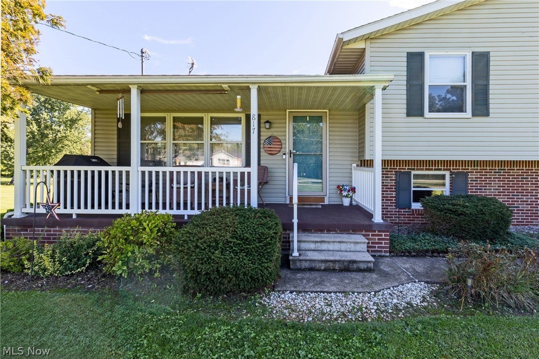817 Township Road 851