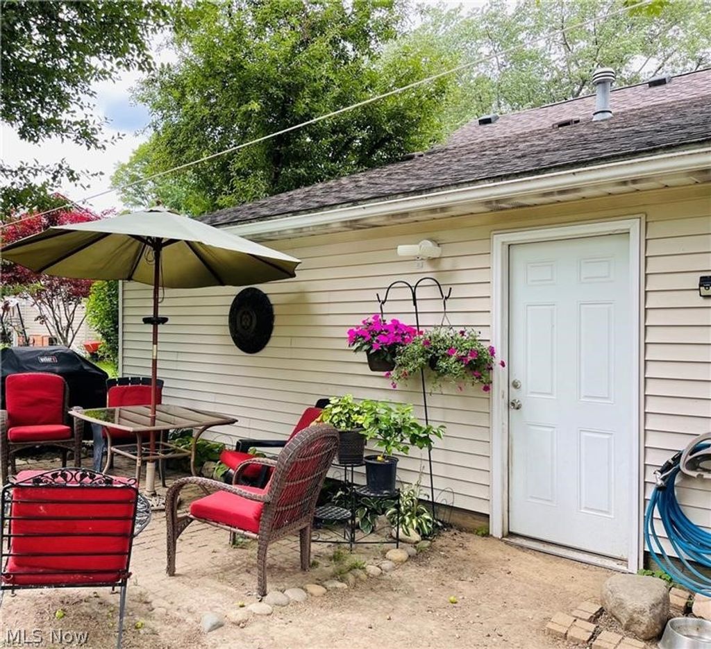 Photo of 1528 22nd Street NE, Canton, OH 44714 (MLS # 5181342)