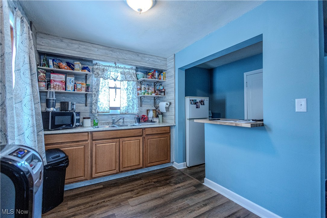 5911 Cassidy Street, Louisville, Ohio image 13