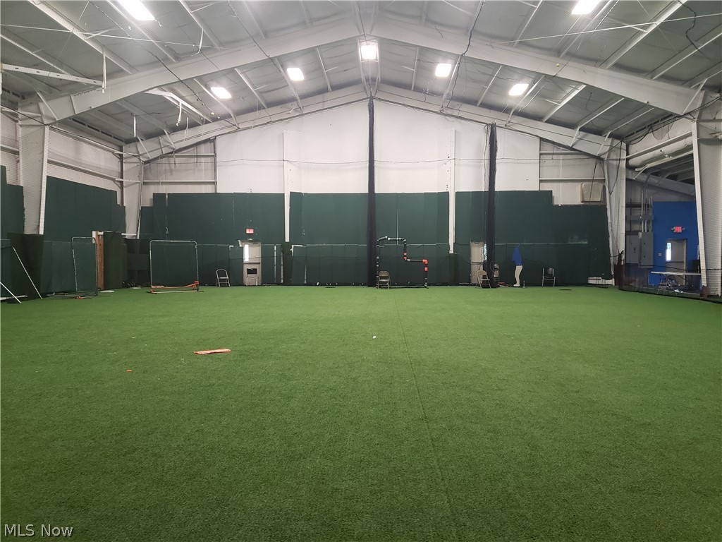 Brooklyn - Commercial Sale