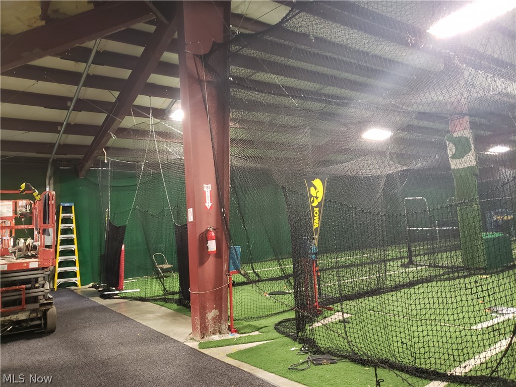 Brooklyn - Commercial Sale