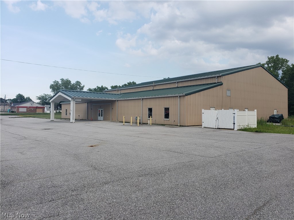 Brooklyn - Commercial Sale