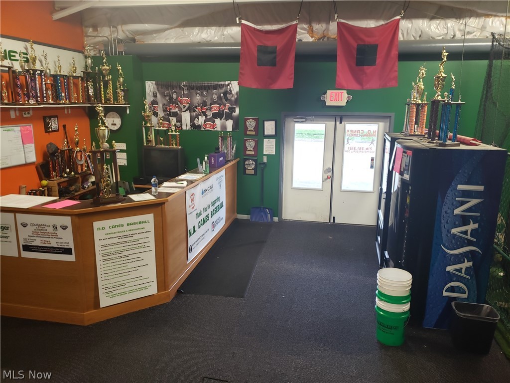 Brooklyn - Commercial Sale