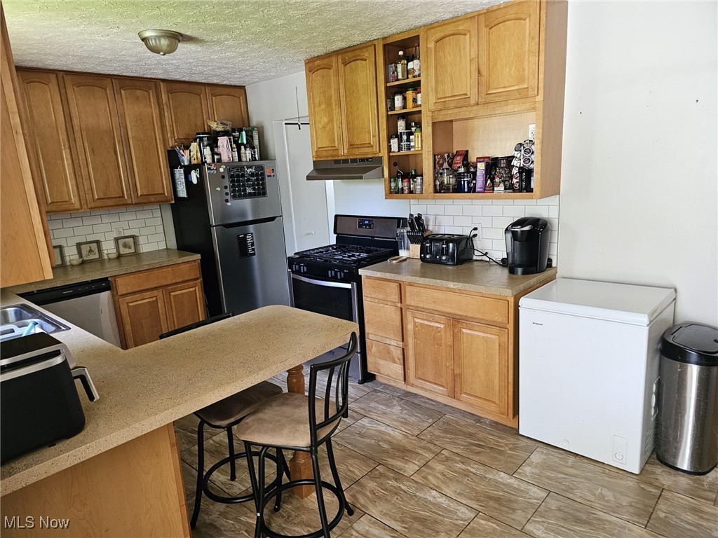 3588 Albrecht Road, Akron, Ohio image 13