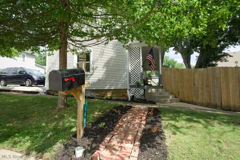 Photo for 140 W Robinson Street