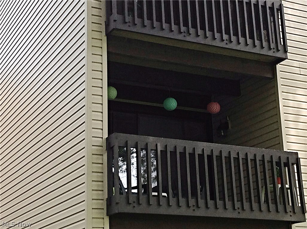 Oak Knolls Condo - Residential