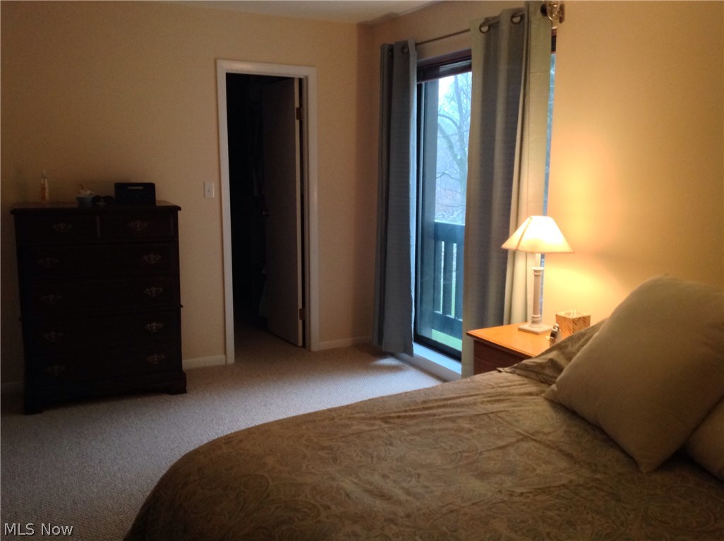 Oak Knolls Condo - Residential