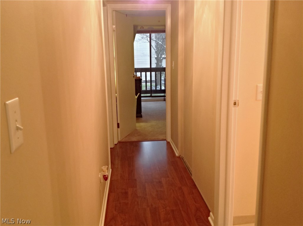 Oak Knolls Condo - Residential