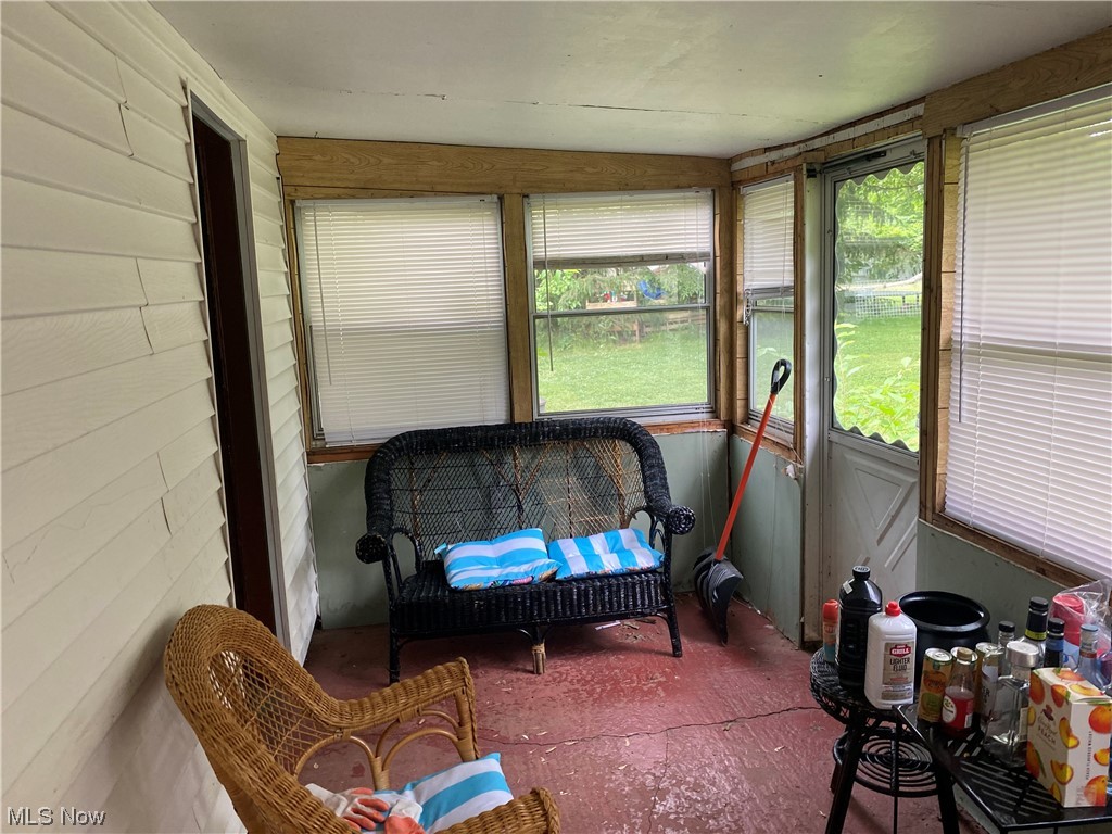 Dewey Manor 03 - Residential