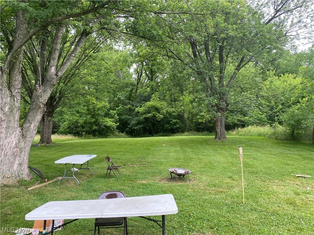 Dewey Manor 03 - Residential