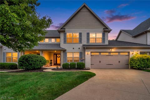 Condo For Sale - 309 Lake Breeze Cove<br/> Lake County, Eastlake, OH 44095