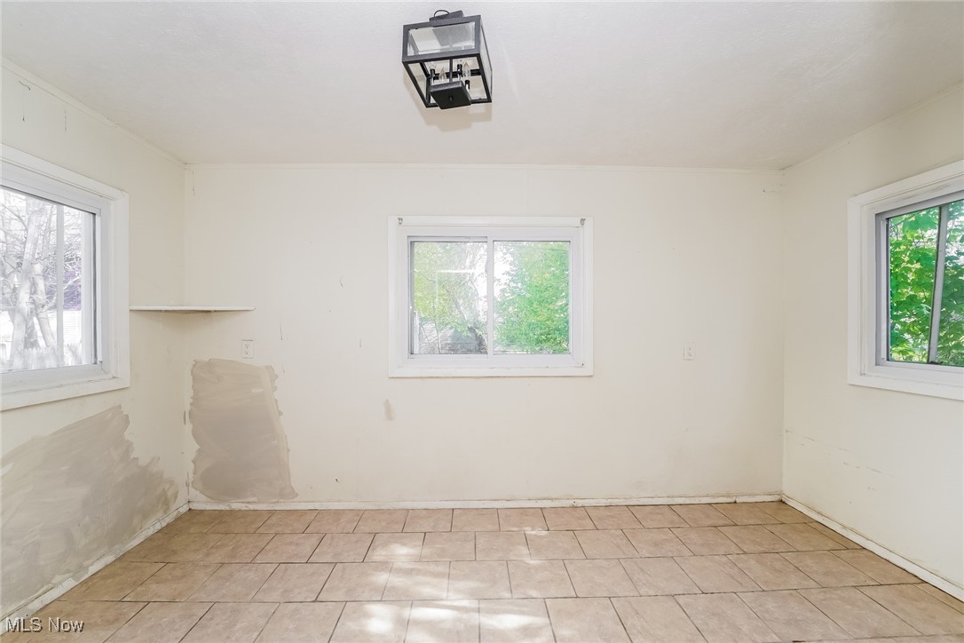 14613 Westropp Avenue, Cleveland, Ohio image 5