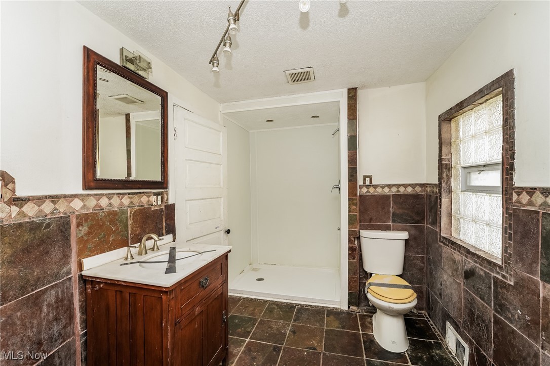 14613 Westropp Avenue, Cleveland, Ohio image 12