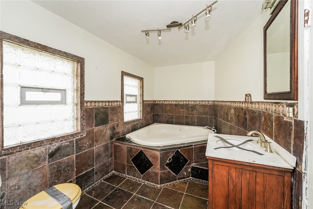14613 Westropp Avenue, Cleveland, Ohio image 11