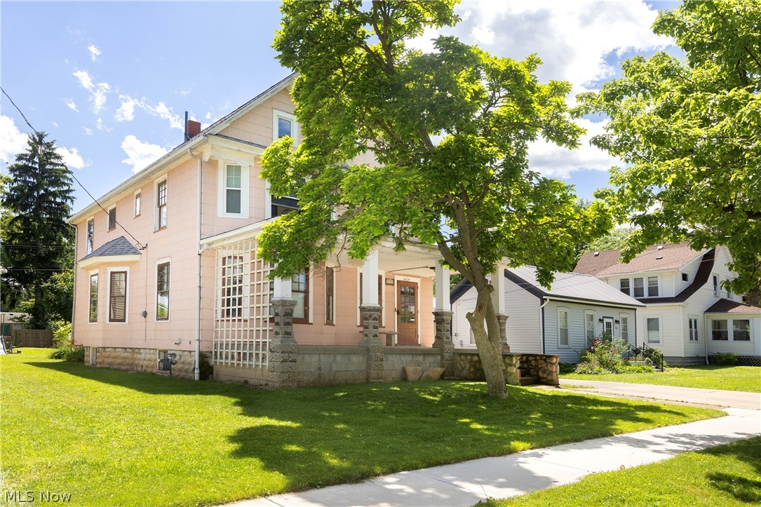 Village/Vermilion - Residential