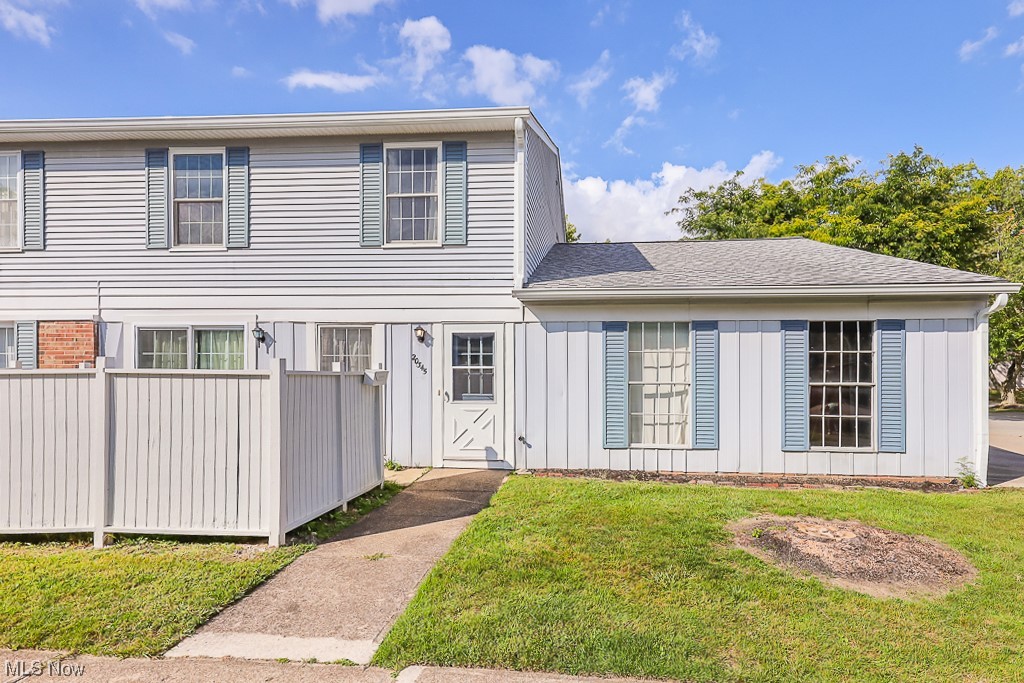 This Home is Perfect for the First Time Buyer or Someone Looking to Downsize. Spacious L-Shaped Living & Dining Room Combination. The Dining Room Opens Out On to the Private Patio. The Cozy Kitchen Comes Fully Applianced. Upstairs You Will Find a Huge Master Bedroom, Spare Bedroom and Full Bath. Close to Metro Parks Walking Trails and Easy Access to Highways.