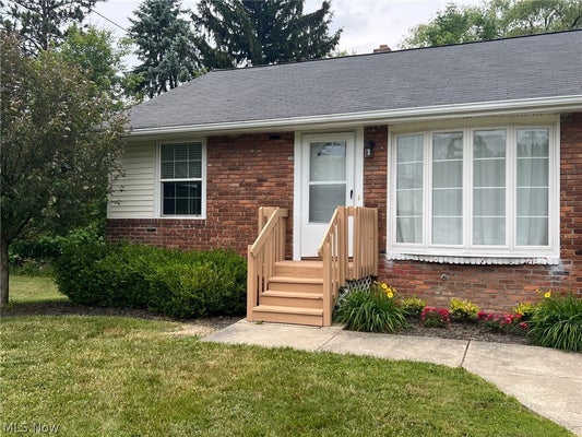438 NORTH ST APT 7A, CHARDON, OH 44024 - Image 60053259dfd5efd5165ee4780c2f7336/1053696042