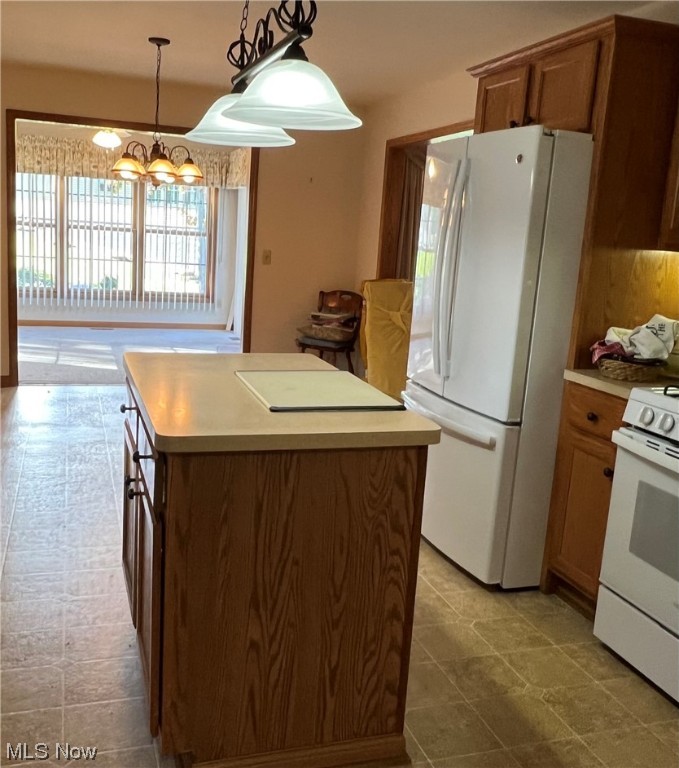 Pin Oaks Village Condos - Residential