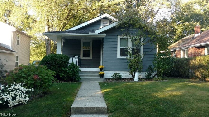 Absolutely adorable secluded home with in walking distance to Metro parks trails.  Quiet well kept neighborhood to raise a family or live alone in  nice quiet surroundings.  So many new features to list new windows, new flooring throughout including new carpet, new furnace, new electric fixtures and panel. Freshly painted awaiting its forever owners. This is a property that will not last.  Come see it and you will fall in love.