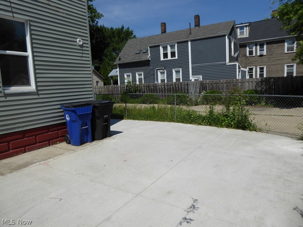 Tremont - Residential Income