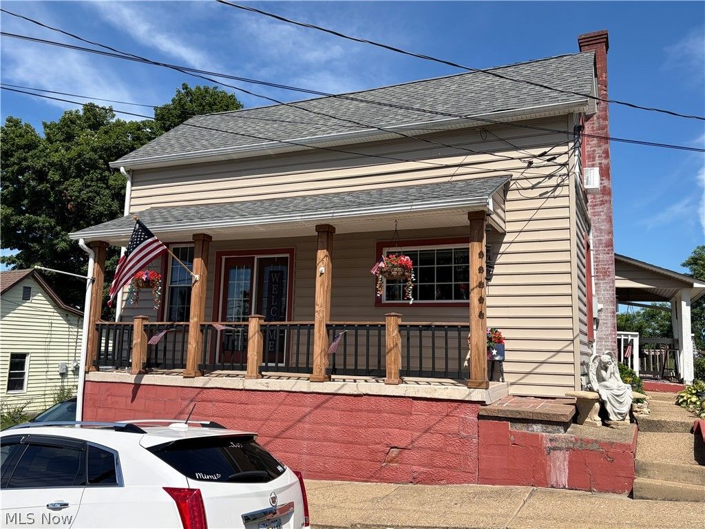 Photo of 209 Washington Street, Barnesville, OH 43713 (MLS # 5218776)