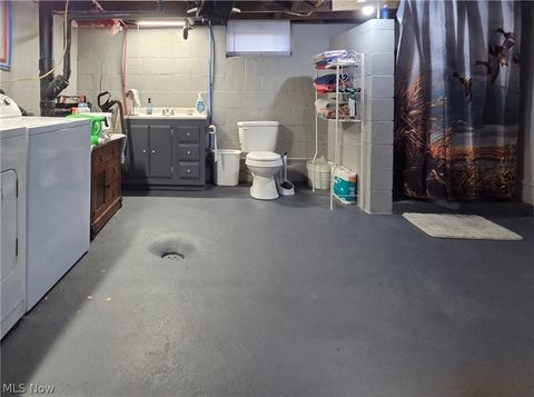 Tiny photo for 119 S Wallace Street, Uhrichsville, OH 44683 (MLS # 5189915)