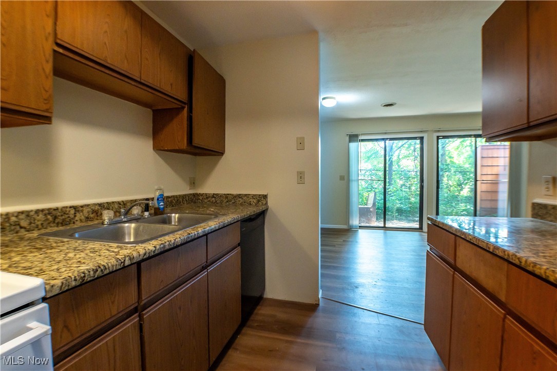 Wiley Buchtel Place - Residential