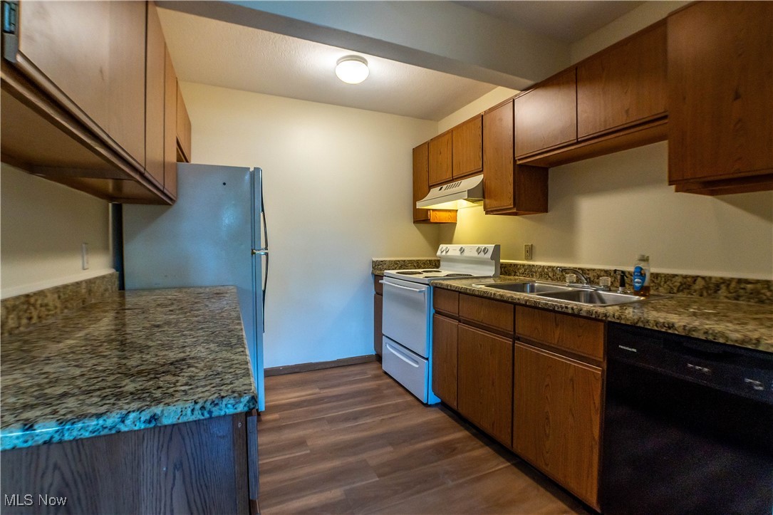 Wiley Buchtel Place - Residential