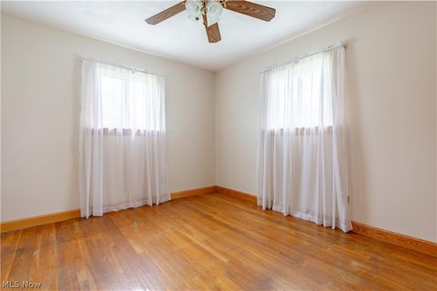 Tiny photo for 3804 Psolla Street NE, Canton, OH 44721 (MLS # 5201165)